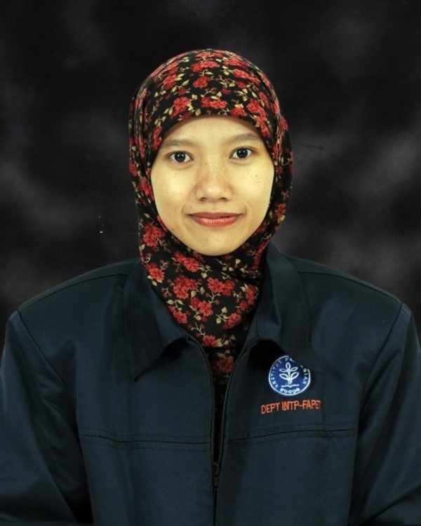 Kokom Komalasari